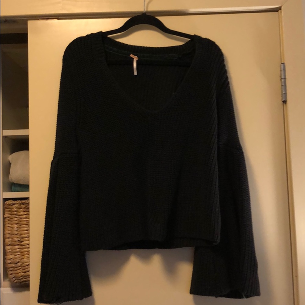 Free People black peplum sleeve sweater!!